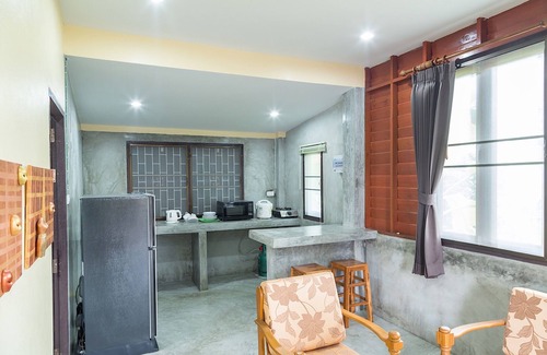 Ko Pha-ngan House | Jule Red Villa, Wifi, AC, Balcony, Terrace