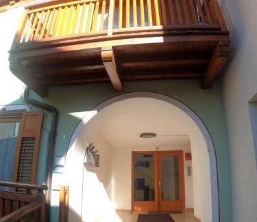 Croviana Apartment | Juli Richi apartment