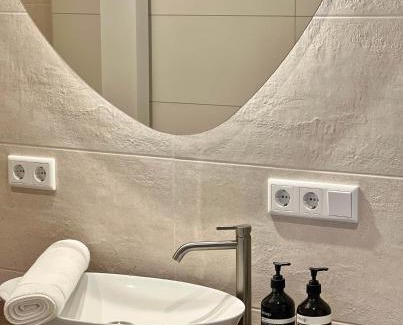 Domburg Apartment | Juliette Domburg