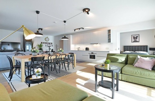 Roßau Apartment | Julius 24: Stylish Heaven - 5 Mins to City Center