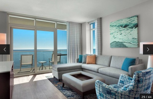Cherry Grove Beach Resort | July 5-12, 2026 - 2 bdr/2 bath fully equipped Oceanfront unit at Hilton resort