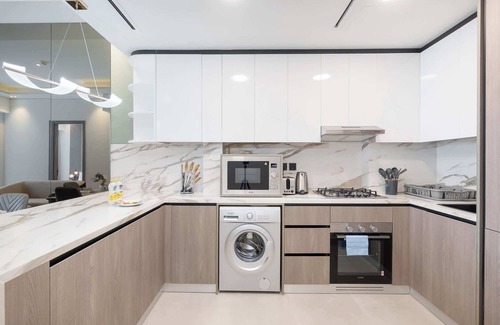 Jumeirah Village Triangle Apartment | Jumeirah Village Triangle for 2 with Swimming Pool