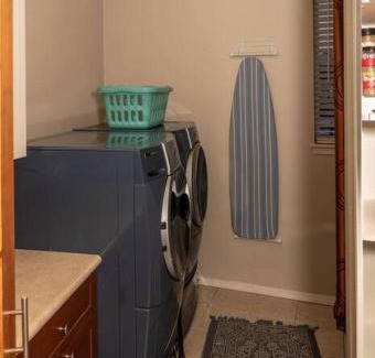 Juneau House | Juneau Oceanfront Home Overlooking Auke Bay