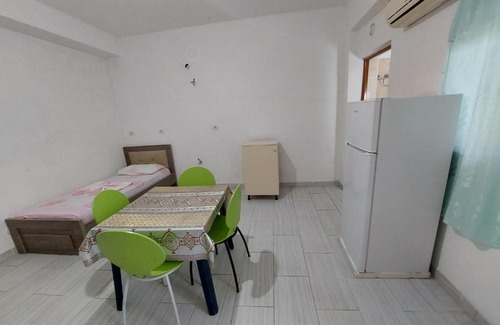 Borsh House | Jungle House