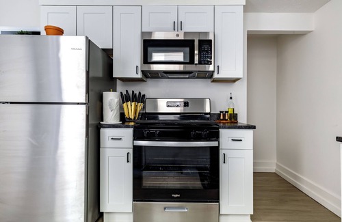 Victorian Village Resort | Jungle House Boutique Residences – Downtown Columbus & Short North