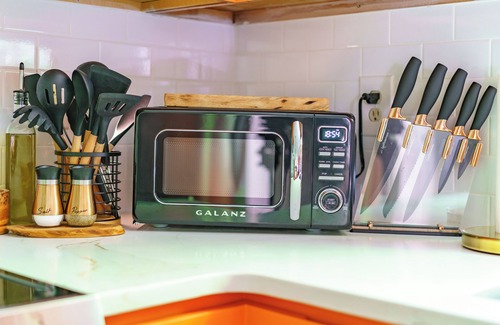 Short North Resort | Jungle House Boutique Suites – Short North & Convention Center