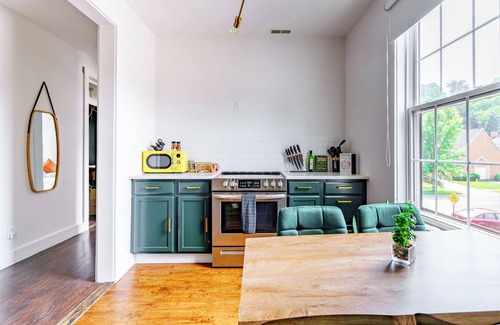 Chillicothe House | Jungle House Luxury Stays - Downtown Chillicothe