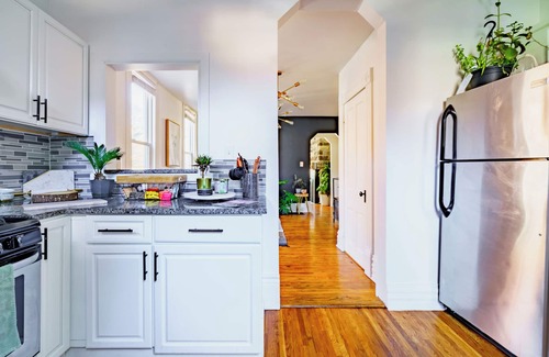 Victorian Village House | Jungle House Luxury Stays - Downtown Columbus & Short North