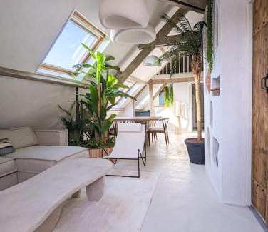 Cathedrale Apartment | Jungle's Tours Une Oasis en Plein Cœur de la Ville