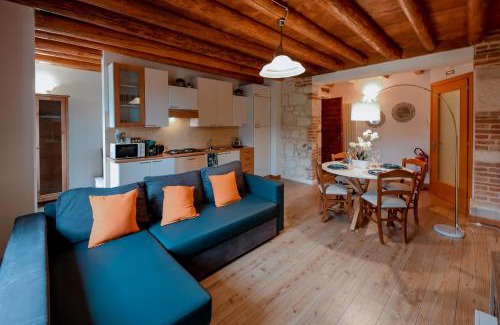 Cisano di Bardolino Apartment | Jungle Veranda con Ristorante,Vicenza e Padova