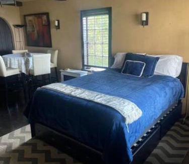 Los Gatos Apartment | Junior Suite