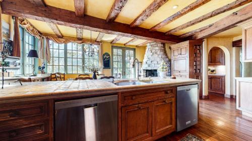 Mammoth Lakes House | Juniper Ridge #16 home