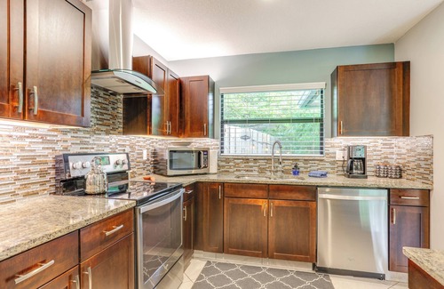 Jupiter Farms Cottage | Jupiter Cottage w/Patio, Gas Grill & Fire Pit!