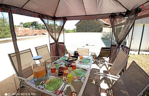 Rotalier House | JURA - Maison de village entière avec piscine