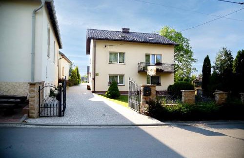 Wola Kalinowska House | Jurajska47 - trójka