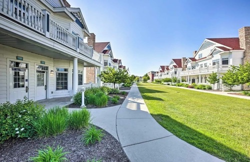 Sheboygan Villa | Just 75 steps from the sand and shore of Lake Michigan!