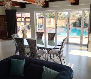 Fairland Bed & Breakfast | Just B Zone Guest House