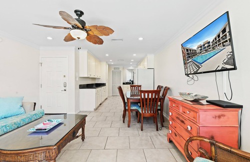 Gulf Shores House | Just Beach’n Fun in Gulf Shores! Family Time 2/2 townhome on the beach.