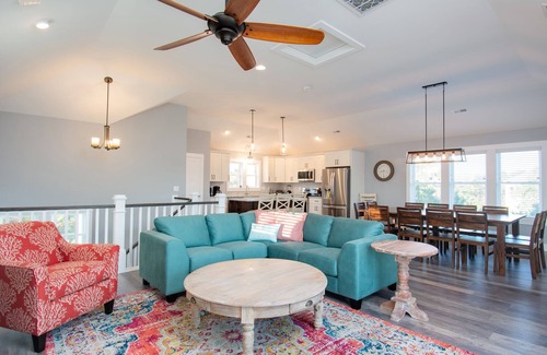 Monteray Shores House | Just Horsin' Around: Saltwater Pool, Spa, Club Access w/Tennis & Fitness Center