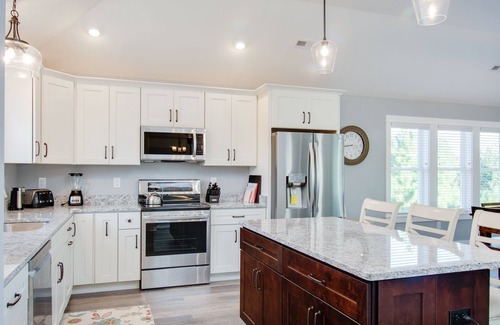 Monteray Shores House | Just Horsin' Around: Saltwater Pool, Spa, Club Access w/Tennis & Fitness Center