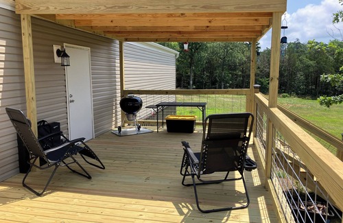 Edgemont House | Just minutes from Hill Creek Park and marina with room for your boat.