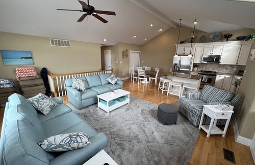 Townsend's Inlet House | Just off Beach Block Spacious Town Home with and easy walk to the Beach!