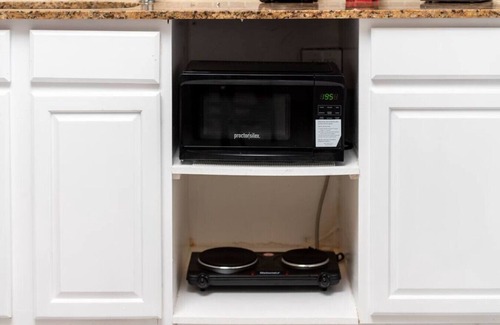 Wilton Manors Apartment | Just Off Wilton Drive! Apt 5