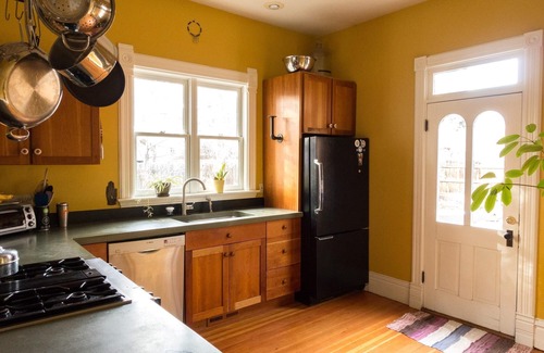 Bozeman House | Just two blocks from Downtown Bozeman, the Dahlia House is a tucked away retreat