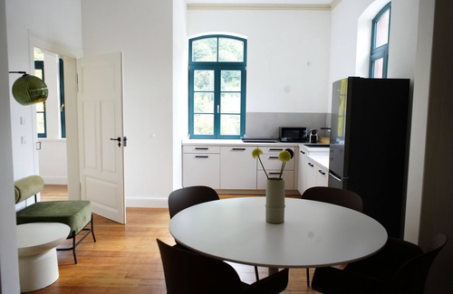 Bad Wildbad Apartment | Königsgleis Apartment 1 - Car & bicycle parking - Smart TV & WLAN