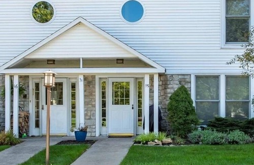 Eagles Mere House | K2 - Robin Vacation Rentals