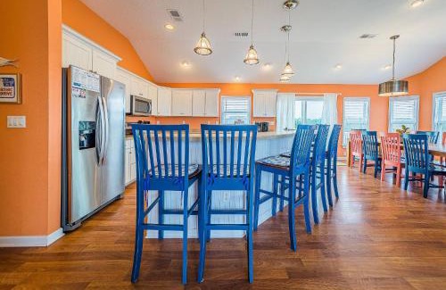 Kitty Hawk House | K2095 Clam I Am. Semi-Oceanfront, Elevator, Private Pool, Rec Room, Theater