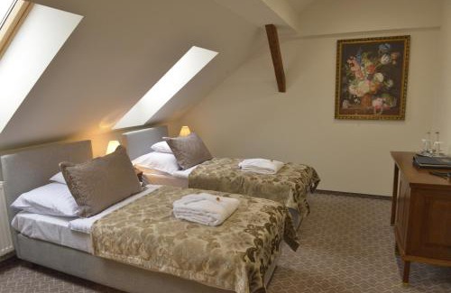 Halic Hotel | Kaštieľ Lodomeria Manor House
