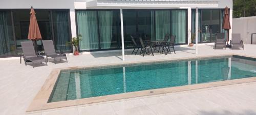 Maret Villa | Kadena Villa