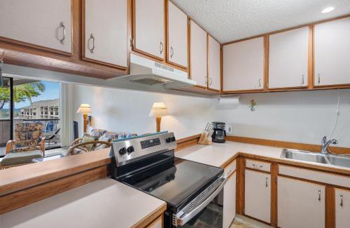 Historic Kailua Village Apartment | Kailua Bay Resort 4-305 condo