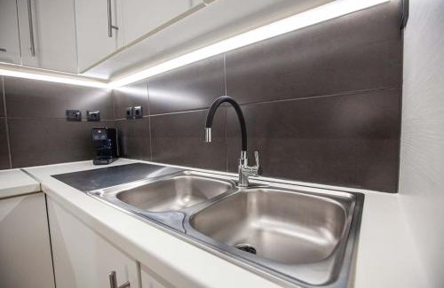 Itea Apartment | Kalafatis Downtown Apartment