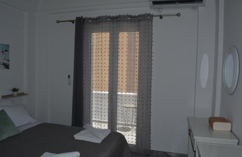 Pyrgos Apartment | Kalamia's sunny apartment