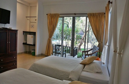 Sam Roi Yot Hotel | Kalamona Seaview