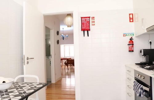 Santa Maria Maior Apartment | Kalathos House 2 with Terrace By Gt House