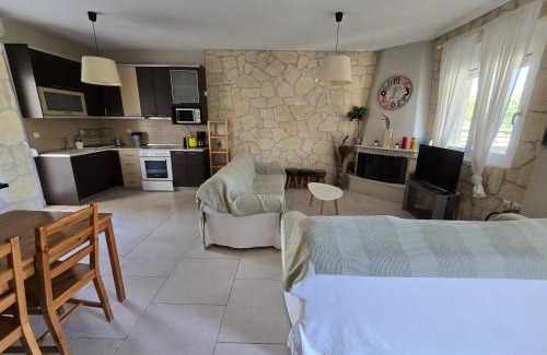 Kallithea House | Kalithea Summer Maisonette
