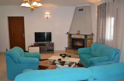 Mouzaki Apartment | Kalogeris house mouzaki