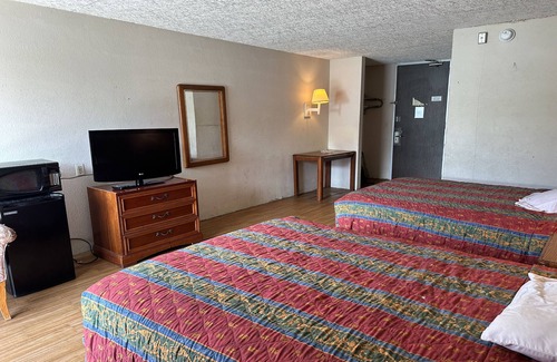 Gainesville Hotel | Kampus Inn by OYO Gainesville - University Area