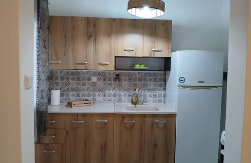 Kallikratia Cottage | Kanela House ,cottage near the beach with very large grassed yard