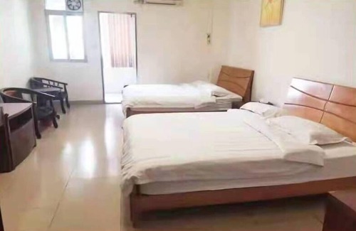 Houjie Hotel | kang tai gong yi