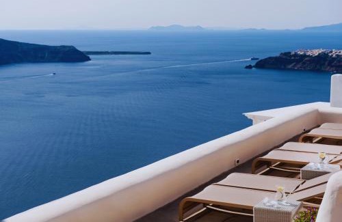 Imerovigli Hotel | Kapari Natural Resort