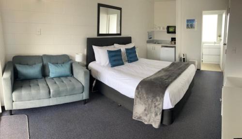 Waikanae Hotel | Kapiti Gateway Motel