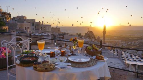 Uchisar Hotel | Karlık Cave Suite Cappadocia