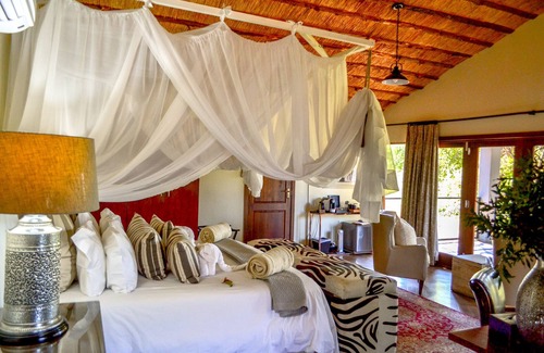 Maruleng Cabin | Karongwe - Becks Safari Lodge