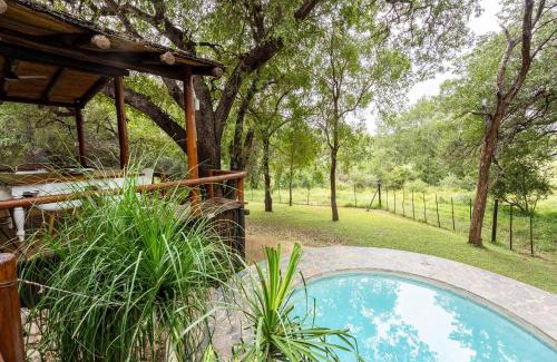 Maruleng Hotel | Karongwe - Noka House