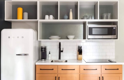 Dilworth Apartment | Kasa | Imaginative retreat to spark your creativity | Charlotte