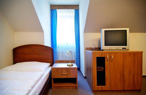 Lucivna Hotel | Kastiel Lucivna